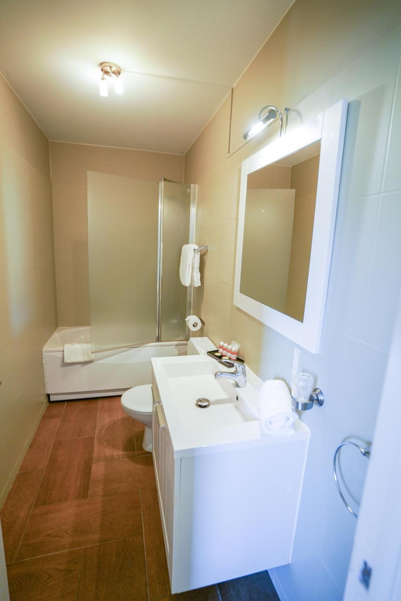 Hotel Au Comte De Mercy Oupeye Bilik gambar